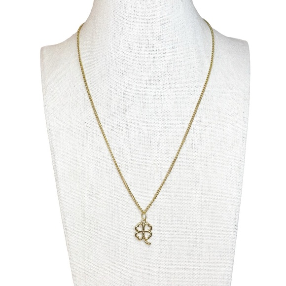 Vintage NOS 70s Four Leaf Clover Gold Tone Dainty Pendant Necklace - Picture 2 of 5